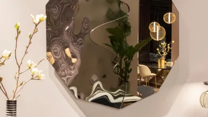 Specchio scultoreo Decameron di Tonin Casa