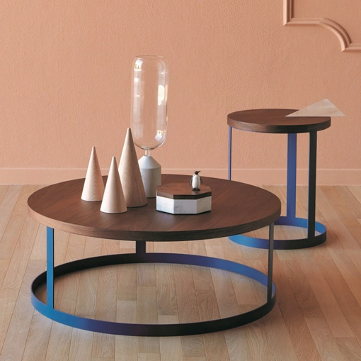 Tavolino tondo con top in legno e base in metallo laccato Zero di Miniforms