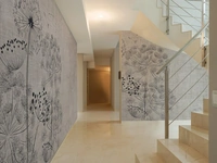 Carta da parati con fiori stilizzati Windflowers di Adriani e Rossi