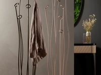 Appendiabiti di design Alga in metallo laccato di Tonin Casa