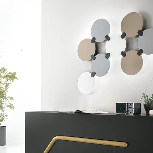 Specchio Atomo composto da 8 specchi con raccordo in metallo di Target Point