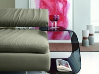 Tavolino di design in vetro curvato fumé Beside di Tonin Casa