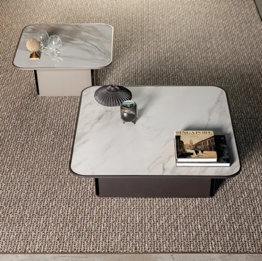 Tavolino moderno Bloom con top in gres porcellanato e base in metallo di Tonin Casa
