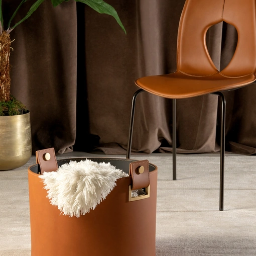 Contenitore in cuoio Catullo di Tonin Casa