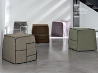 Pouf Cookie rivestito in tessuto di Tomasella