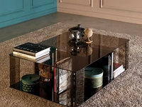 Tavolino in vetro con base specchiata Dedalo di Tonin Casa