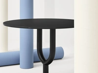 Tavolino Diapason con top e base in acciaio Nero goffrato di Infiniti