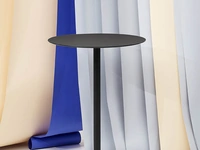 Tavolino Feluca Table 4 Stars in laminato con base in acciaio di Infiniti