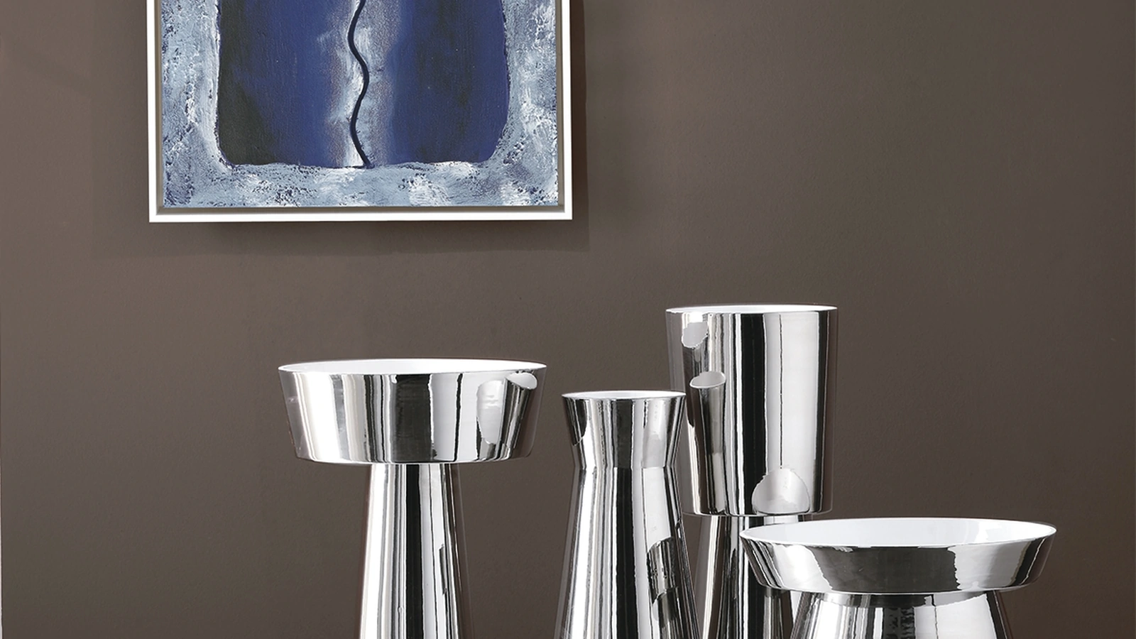 Vaso in ceramica smaltata lucida Giravolta di Adriani e Rossi