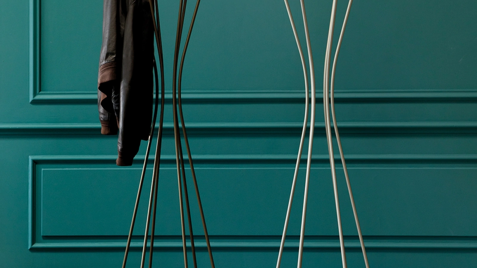 Appendiabiti di design in metallo Libellula di Tonin Casa