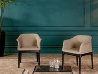 Tavolino portariviste Line in vetro fumé di Tonin Casa