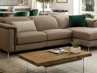 Tavolino trasformabile Lugano con top finitura Eco Legno Vecchio Antico e base in cristallo di Easyline