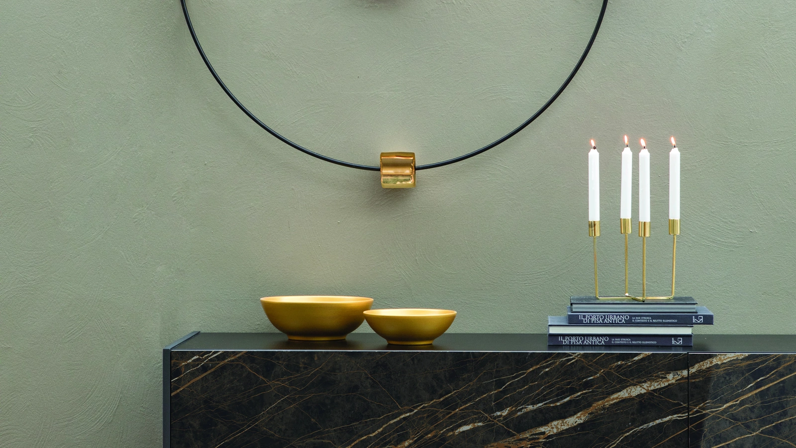 Orologio analogico Memo in metallo con inserti in ceramica di Tonin Casa