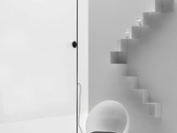 Mensola Trea in acciaio laccato bianco di Adriani e Rossi