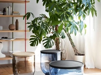 Tavolino Mastea in vetro di Murano con piano e base in legno di Miniforms