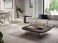 Tavolino in legno con base in cristallo Aurelius di Ozzio