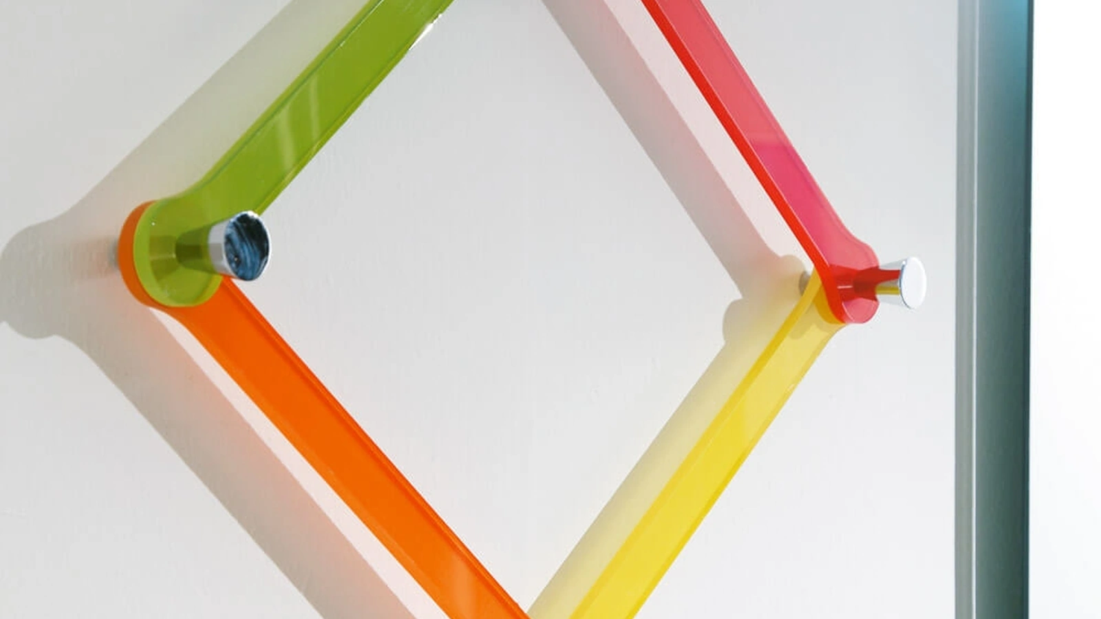 Appendiabiti Bobi in plexiglass di Ponti Terenghi