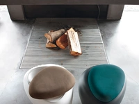 Pouf Ios in polietilene con seduta in tessuto imbottito di Tonin Casa