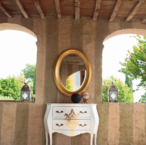 Specchio ovale Azimut con cornice in legno finitura Oro di Tonin Casa