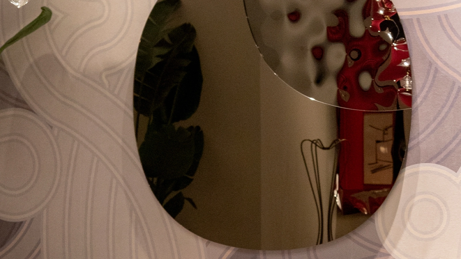 Specchio scultoreo Diamante di Tonin Casa