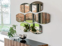 Specchio moderno Skin in vetro a specchio bronzato di Tonin Casa