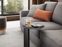 Tavolino Alfred in metallo laccato di Le Comfort