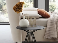 Tavolino Renee con top in legno di Rovere e base in metallo di Le Comfort