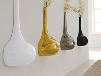 Vaso da muro Chimney Fifty di Adriani e Rossi