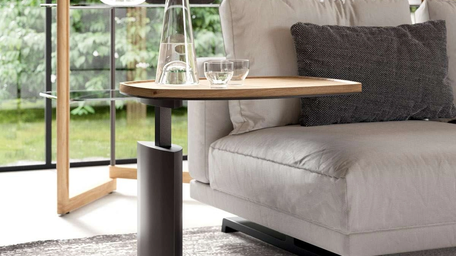 Tavolino in metallo con vassoio in legno Zoom di Ozzio