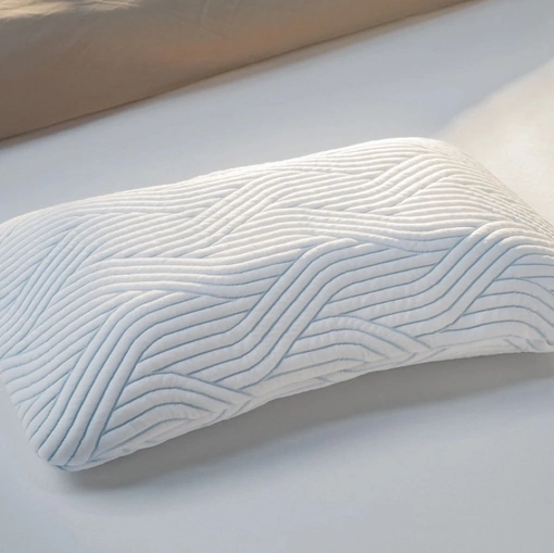 Cuscino ergonomico Arch SmartCool medio rigido di Tempur