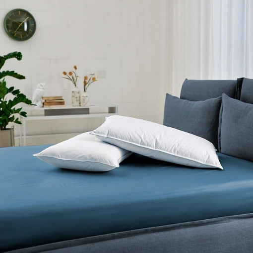 Guanciale in piume Leev di Dorelan
