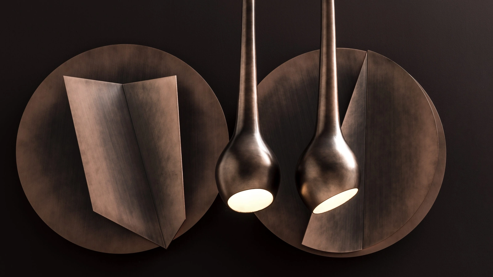 Lampada a sospensione Vanille in ceramica verniciata di Adriani e Rossi