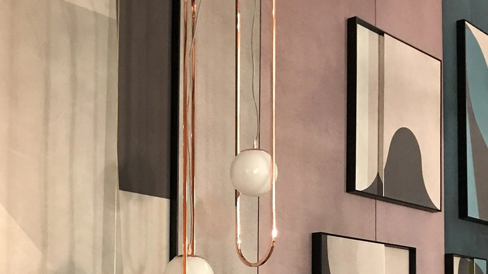 Lampada a sospensione Geo in metallo con sfera in vetro di Adriani e Rossi