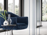 Lampada da terra Link in metallo laccato di Le Comfort