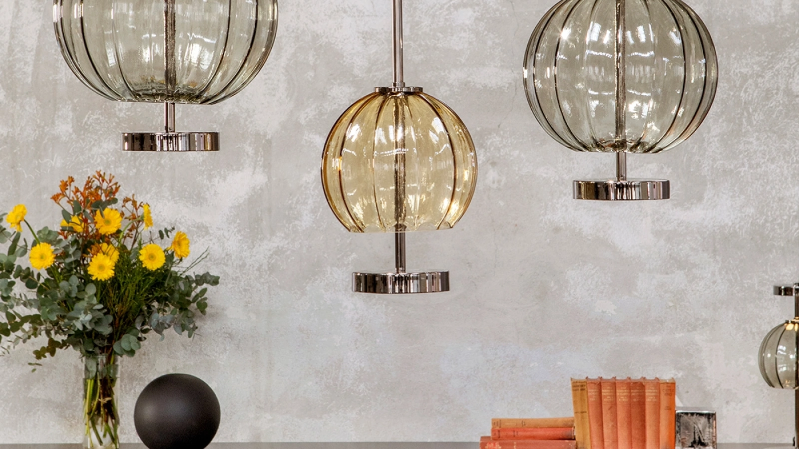 Lampada a sospensione in vetro e metallo Pagoda di Tonin Casa