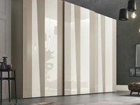 Armadio in vetro con anta scorrevole Kelly di Tomasella