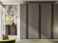 Armadio con ante battenti finitura grey e olmo dark Quadro Infinity di S75