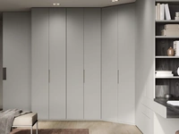 Armadio angolare con anta battente Trattino di Fimar