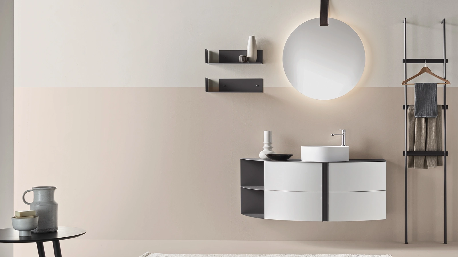 Mobile da Bagno Round 01 Gray Cloud in laccato Bianco e Piombo opaco con elemento terminale in metallo di Ardeco
