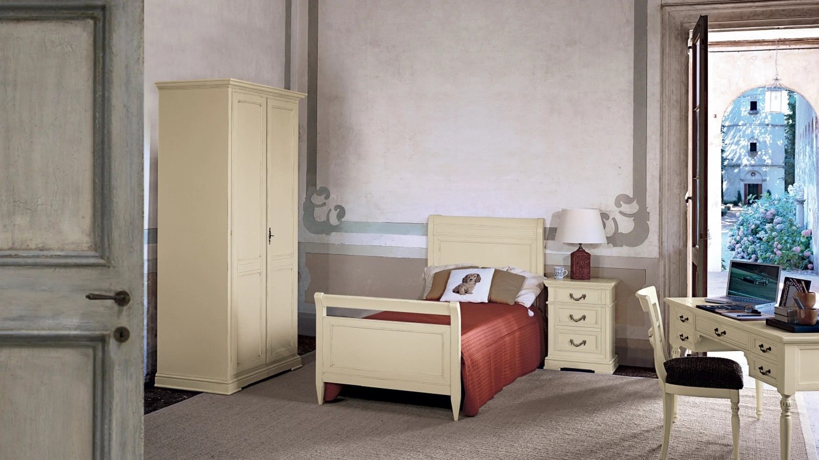 Comodino Ado in legno laccato avorio di Tonin Casa