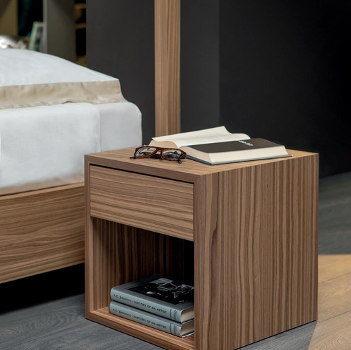 Comodino Cubò in legno di Tonin Casa