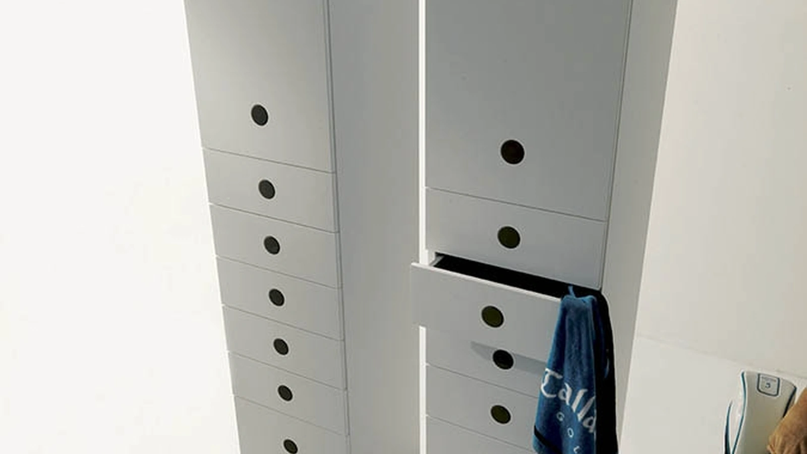 Cassettiera Settimanale in laccato opaco Feel di Fimar