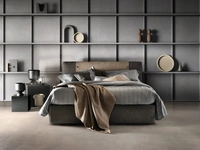 Letto con testiera in tessuto imbottito Button di Bside