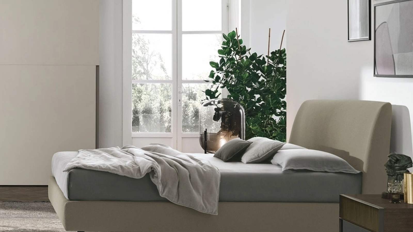 Letto Dalia in tessuto imbottito di Tomasella