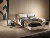 Letto moderno imbottito con testiera Fun Double di Bside