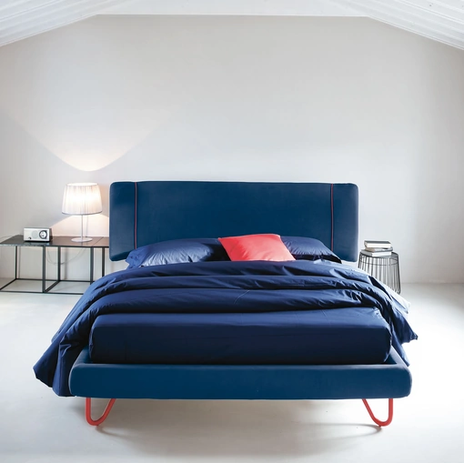 Letto in tessuto imbottito Hug 02 di Noctis