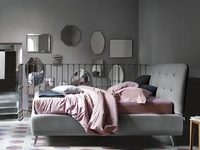 Letto in tessuto imbottito con testiera Paco di Noctis