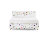 Letto in tessuto a fiori con contenitore So Wild di Noctis
