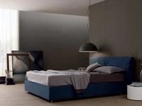 Letto in tessuto imbottito con testiera London di Spagnol Mobili