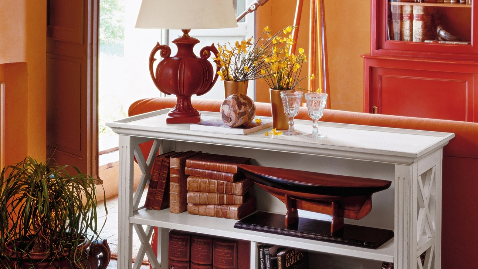 Libreria a muro in legno laccato Bianco opaco Alina di Tonin Casa